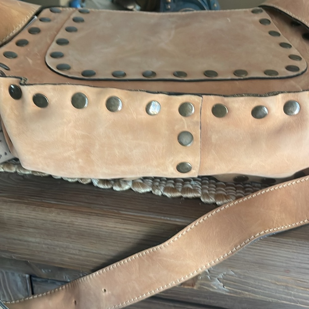 Patricia Nash Studded Saddle Bag Shoulder / Messenger Handbag NWT - Picture 7 of 11